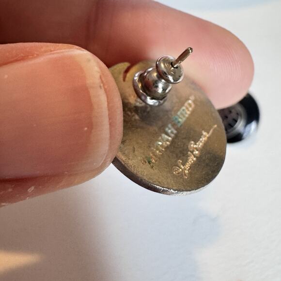 Stunning Vintage Laurel Burch Mynah Bird Black Enamel Disc Earrings - Picture 6 of 6